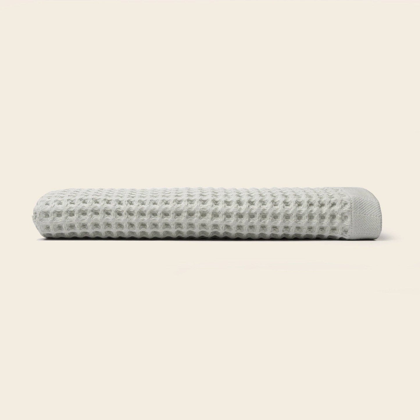 Organic Weightless Waffle Bath Towel: Aloe / Individual