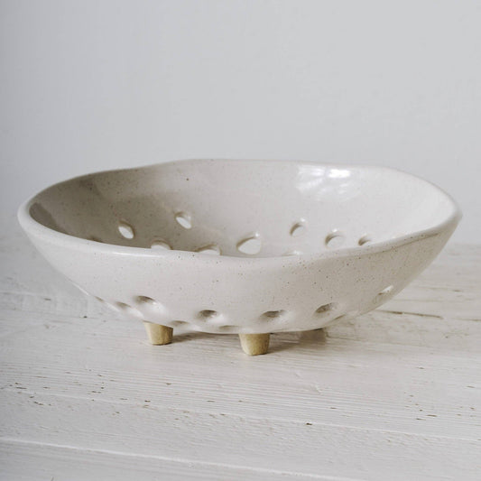 Newland Colander: WHITE