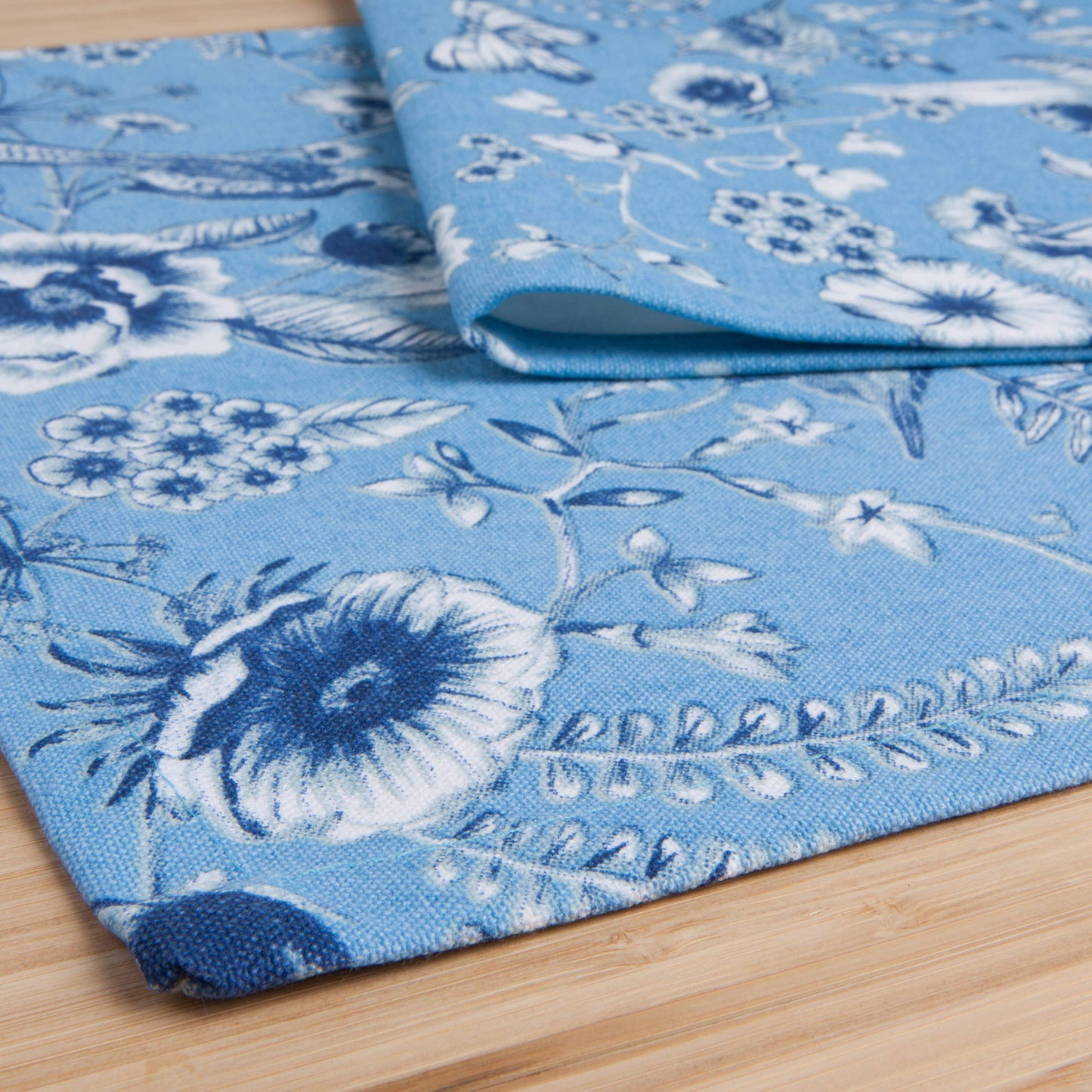 Juliette Table Runner