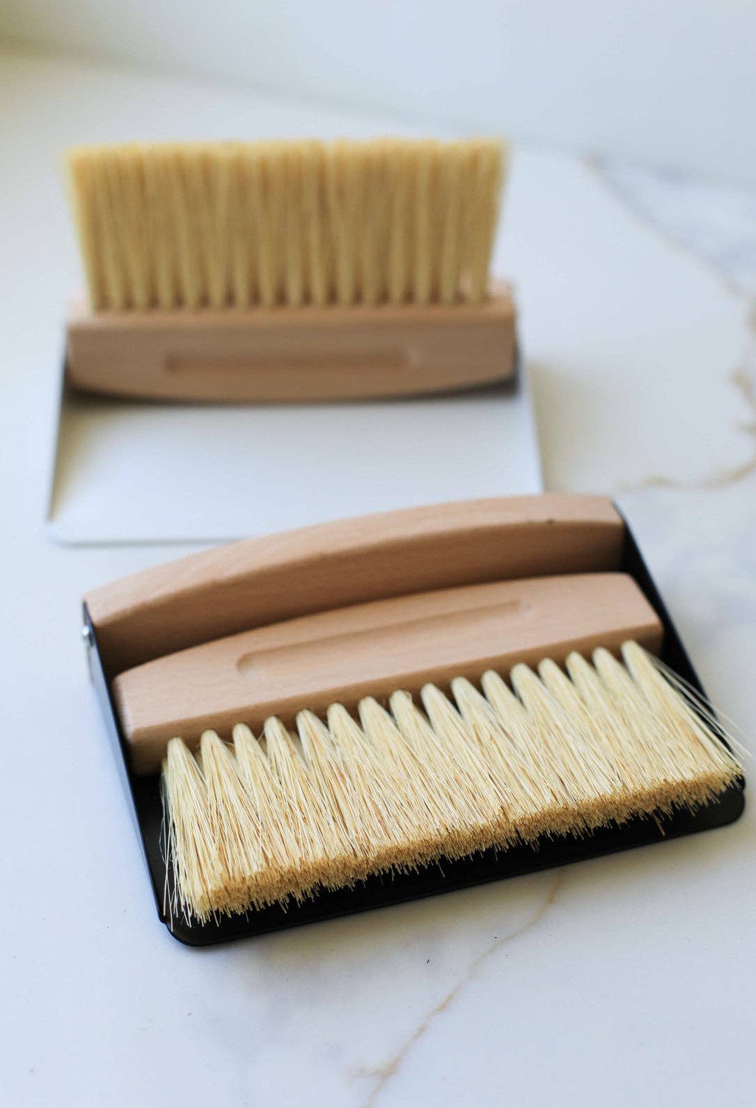 Mini Broom and Dustpan Set: Sisal White
