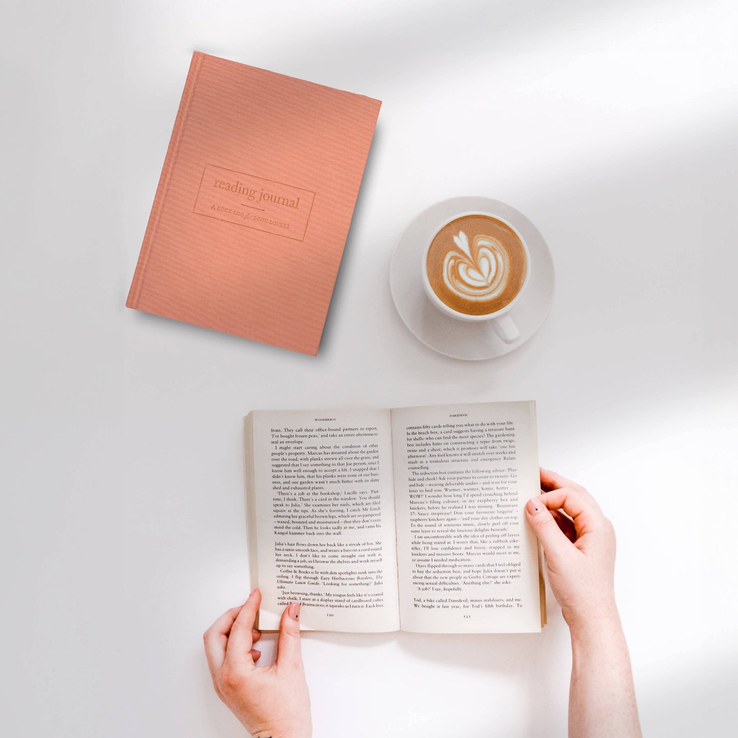 Reading Journal for Book Lover | Book Review Journal: Red