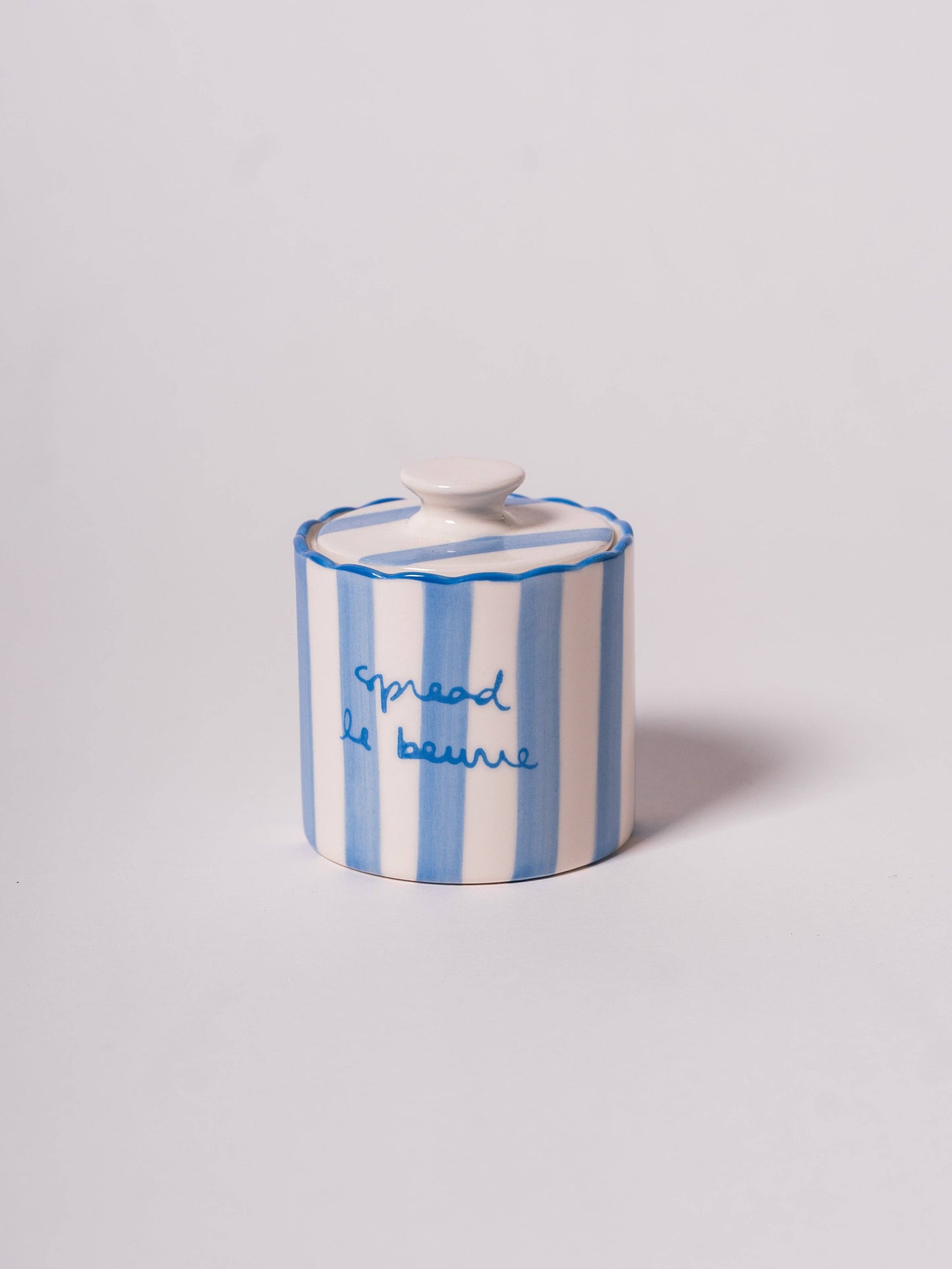 Kinsey Scallop Butter Keeper (Blue): "spread le beurre"