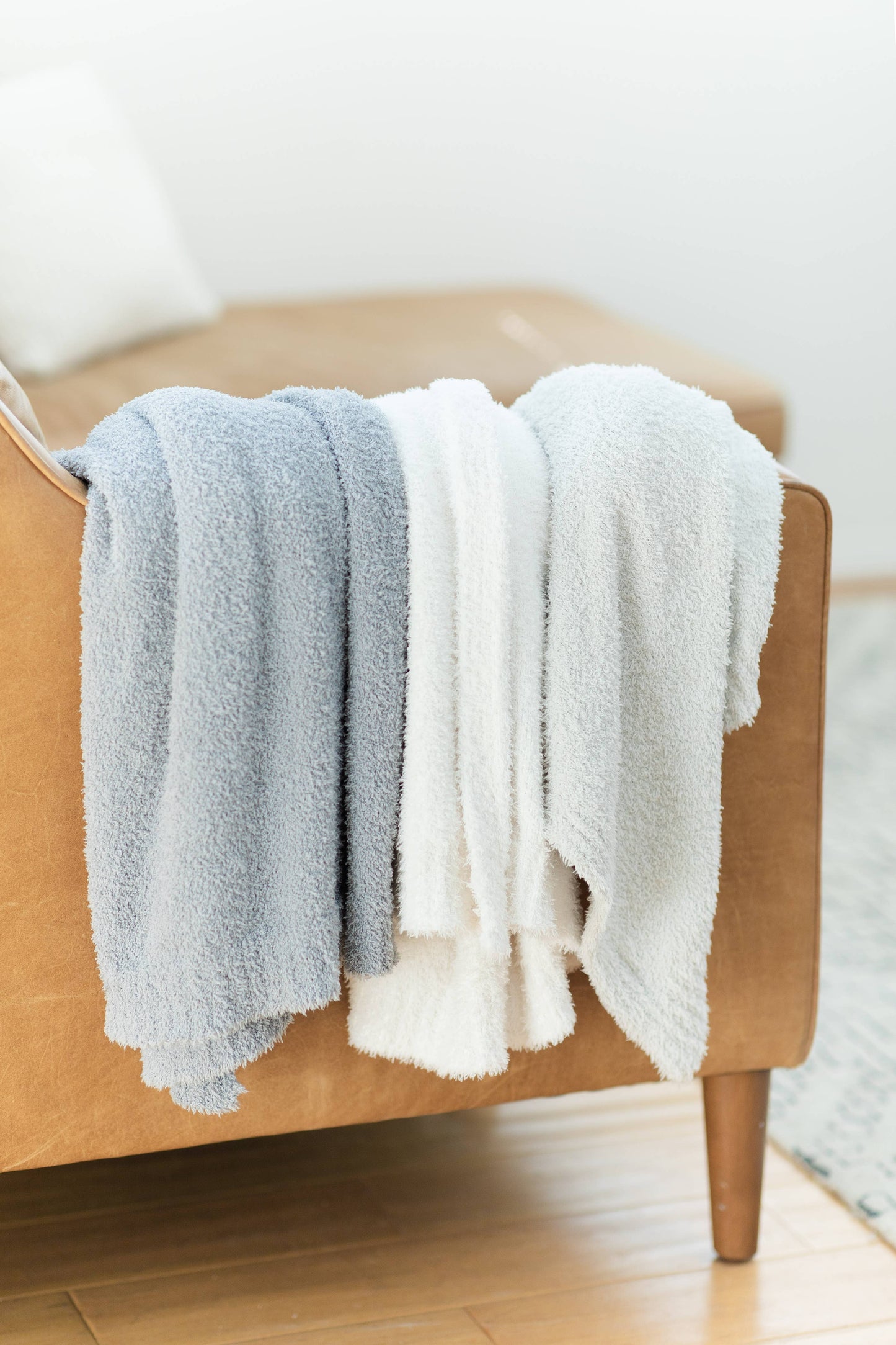 Cozy Threads Bamboo Lightweight Cooling Blanket Throw, Gray