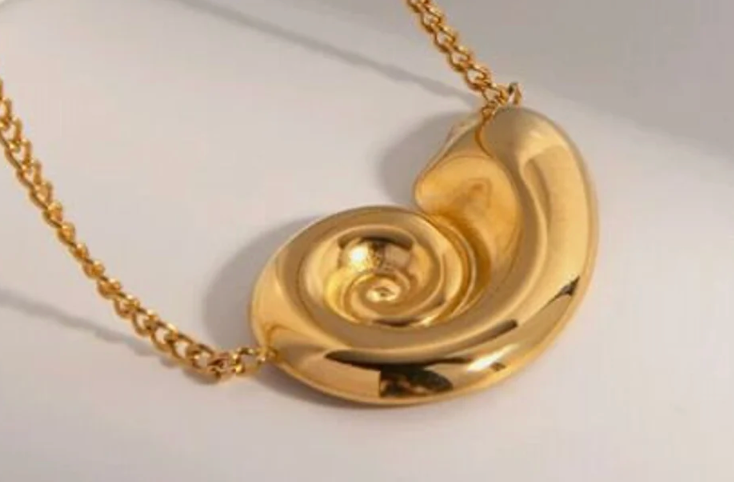 Nautilus East West Pendant Necklace