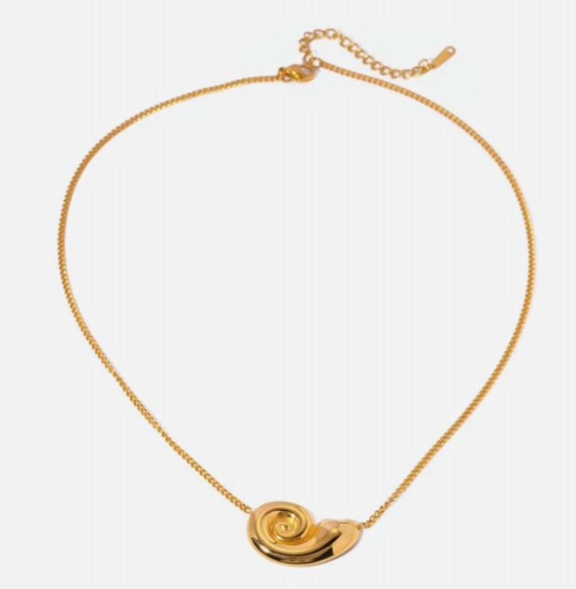 Nautilus East West Pendant Necklace